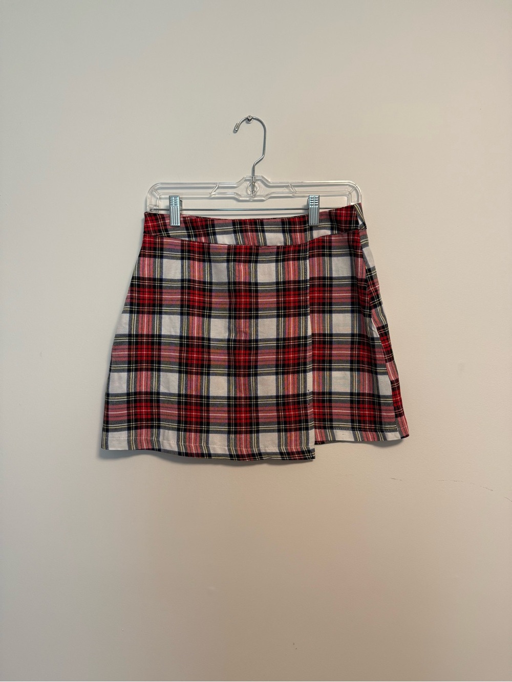 Universal Thread Plaid Mini Skirt in Red, Black and White